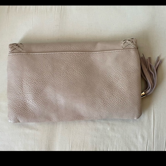 Clutch/crossbody bag I’m good condition. - Picture 2 of 9
